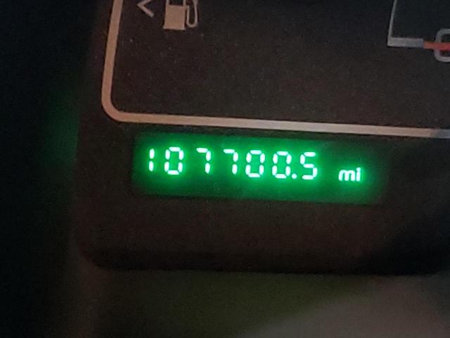 Photo 8 from auction – 2002 FORD WINDSTAR S with VIN 2FMZA574X2BB85617