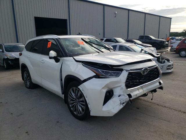 TOYOTA HIGHLANDER 2021 with VIN 5TDFZRBH8MS125371 - Photo from auction