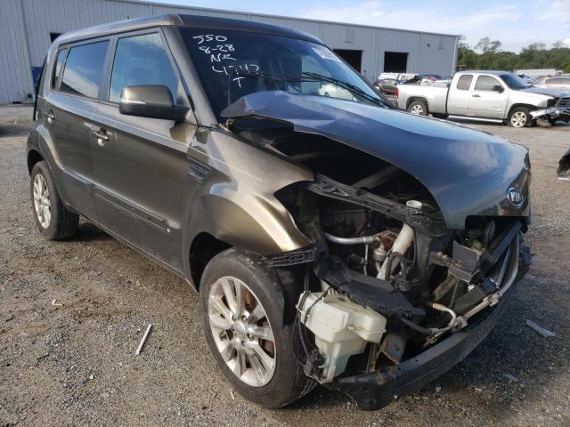 KIA SOUL + 2012 with VIN KNDJT2A6XC7454942 - Photo from auction