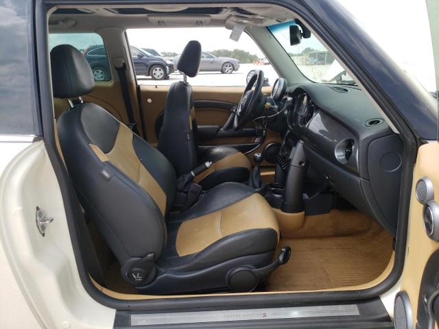 Photo 5 from auction – 2006 MINI COOPER S with VIN WMWRE33596TL23193