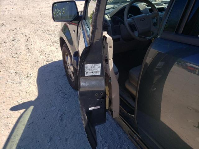 Photo 9 from auction – 2008 FORD ESCAPE XLT with VIN 1FMCU93198KD07317