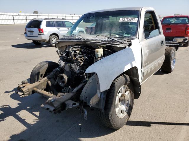 Photo 2 from auction – 2002 CHEVROLET silverado with VIN 1GCEC14V92Z216890