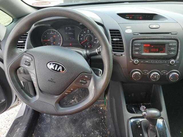 Photo 9 from auction – 2017 KIA FORTE LX with VIN 3KPFK4A7XHE015258