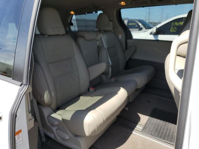 Photo 6 from auction – 2018 TOYOTA SIENNA XLE with VIN 5TDYZ3DC7JS947971