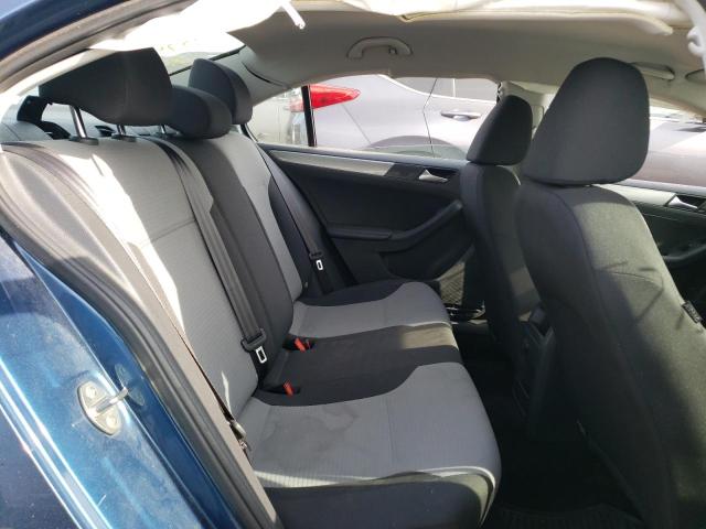 Photo 6 from auction – 2017 VOLKSWAGEN JETTA S with VIN 3VW2B7AJ6HM342545