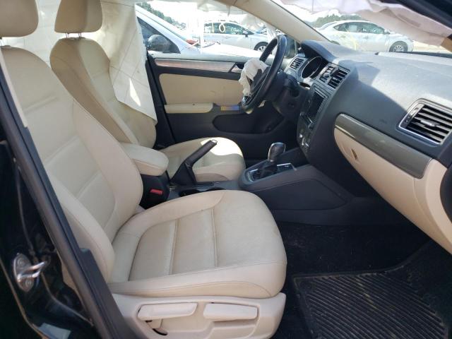Photo 5 from auction – 2017 VOLKSWAGEN JETTA SE with VIN 3VWDB7AJ1HM294526