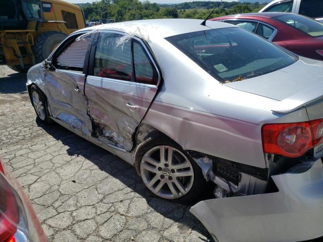 Photo 9 from auction – 2007 VOLKSWAGEN JETTA WOLF with VIN 3VWEF71K07M054013