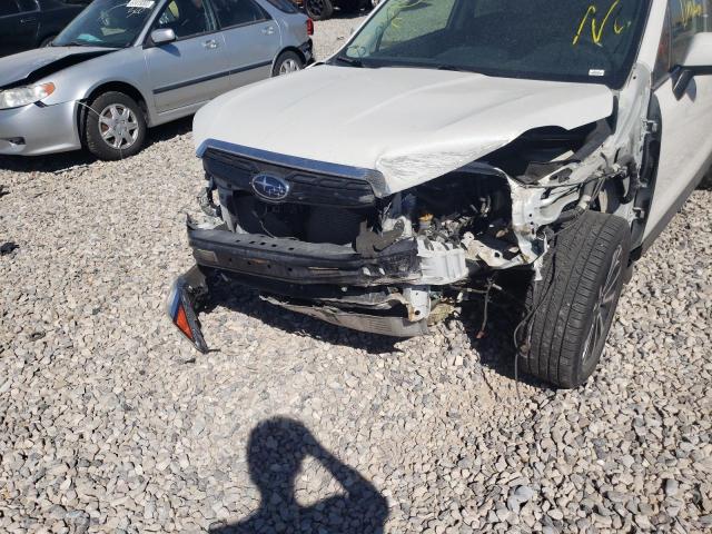 Photo 9 from auction – 2017 SUBARU FORESTER 2 with VIN JF2SJGEC2HH517106