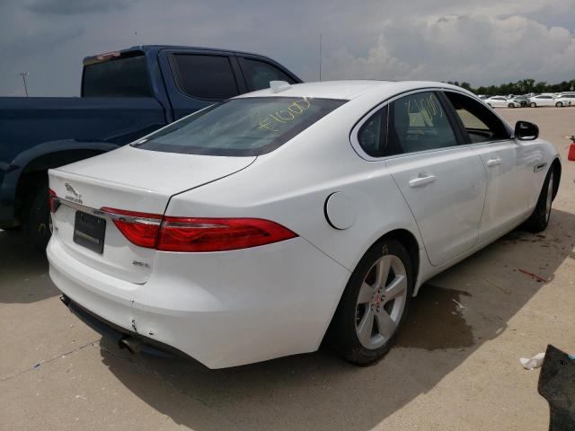 Photo 4 from auction – 2018 JAGUAR XF with VIN SAJBR4FX2JCY61708