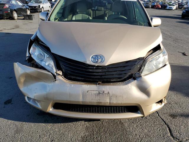 Photo 9 from auction – 2012 TOYOTA SIENNA LE with VIN 5TDKK3DC3CS204558