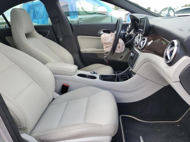 Photo 5 from auction – 2014 MERCEDES-BENZ CLA 250 with VIN WDDSJ4EB0EN044393