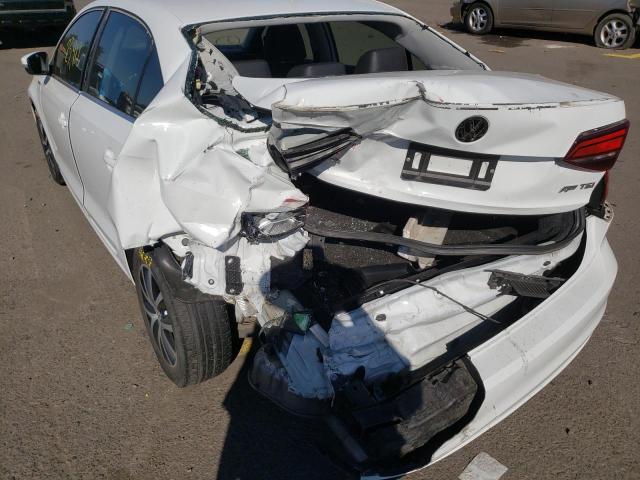 Photo 9 from auction – 2017 VOLKSWAGEN JETTA SE with VIN 3VWB67AJ4HM381672