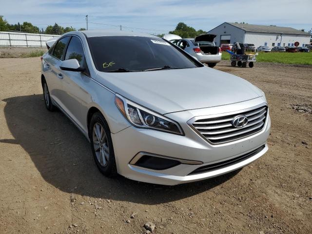 HYUNDAI SONATA SE 2017 with VIN 5NPE24AF9HH465692 - Photo from auction
