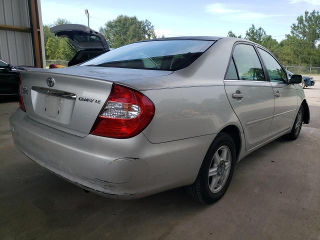 Photo 4 from auction – 2002 TOYOTA CAMRY LE with VIN 4T1BE32K32U028151
