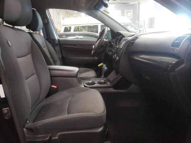 Photo 5 from auction – 2013 KIA SORENTO LX with VIN 5XYKTCA60DG405375