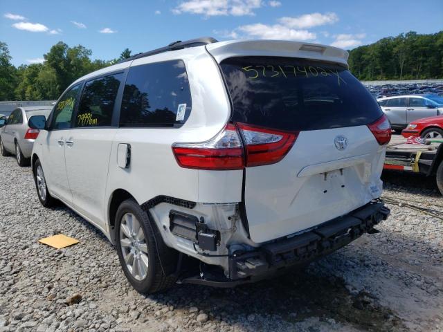 Photo 3 from auction – 2017 TOYOTA SIENNA XLE with VIN 5TDDZ3DCXHS181520