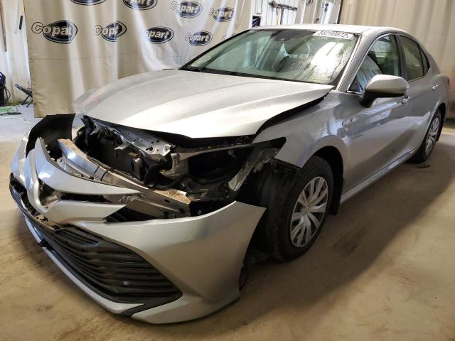 Photo 2 from auction – 2020 TOYOTA CAMRY LE with VIN 4T1C31AK2LU532014