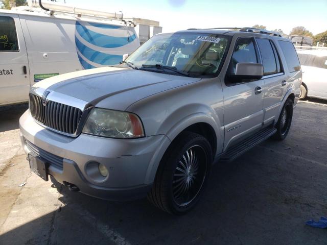 Photo 2 from auction – 2004 LINCOLN NAVIGATOR with VIN 5LMFU27RX4LJ05771