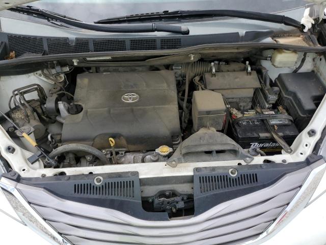 Photo 7 from auction – 2015 TOYOTA SIENNA XLE with VIN 5TDYK3DC0FS616905