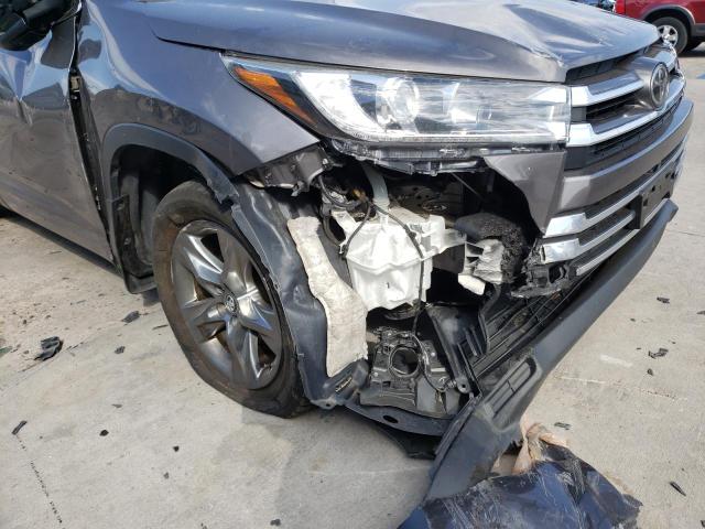 Photo 9 from auction – 2017 TOYOTA HIGHLANDER with VIN 5TDDZRFHXHS384824