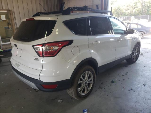 Photo 4 from auction – 2017 FORD ESCAPE SE with VIN 1FMCU0GD5HUC99527
