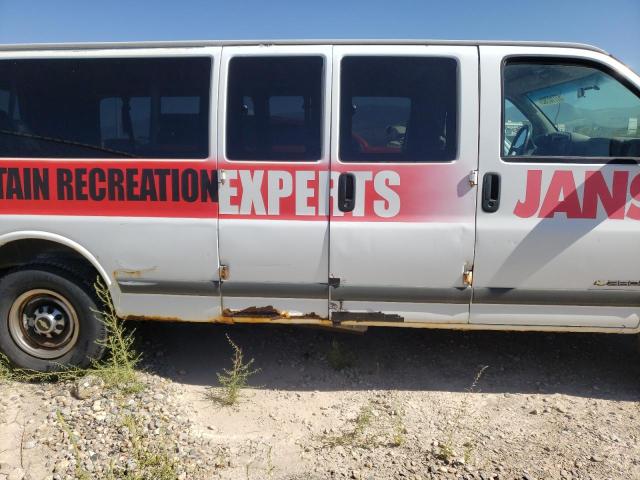 Photo 9 from auction – 2000 CHEVROLET EXPRESS G3 with VIN 1GAHG39J2Y1127259