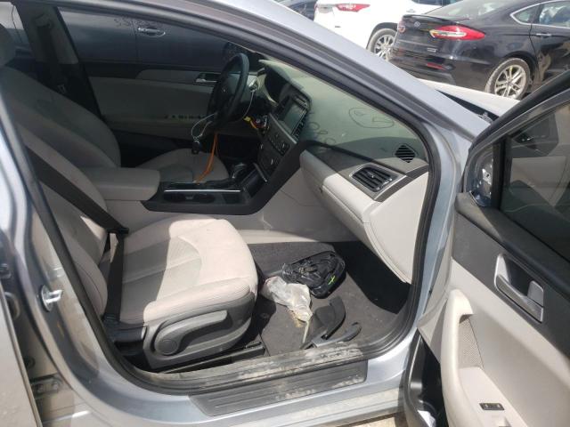 Photo 5 from auction – 2017 HYUNDAI SONATA SE with VIN 5NPE24AF9HH557322