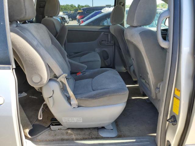 Photo 6 from auction – 2010 TOYOTA SIENNA CE with VIN 5TDKK4CC0AS313919