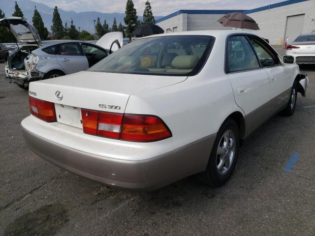 Photo 4 from auction – 1998 LEXUS ES 300 with VIN JT8BF28G2W5040224