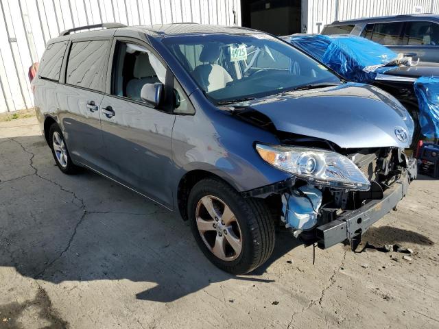 TOYOTA SIENNA LE 2016 with VIN 5TDKK3DCXGS741031 - Photo from auction