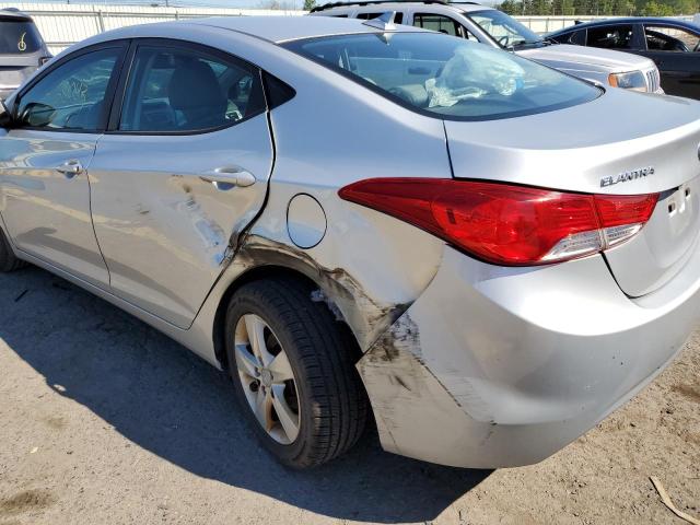 Photo 9 from auction – 2013 HYUNDAI ELANTRA GL with VIN 5NPDH4AE4DH254752