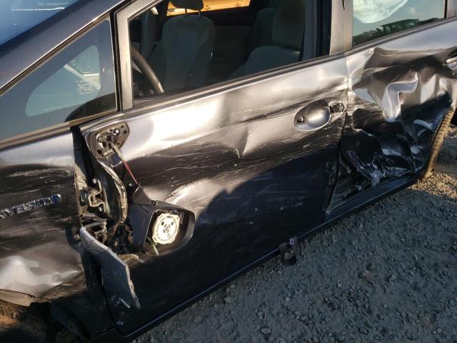 Photo 9 from auction – 2013 TOYOTA PRIUS V with VIN JTDZN3EU8D3191869