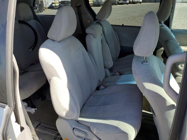 Photo 6 from auction – 2012 TOYOTA SIENNA LE with VIN 5TDKK3DC2CS235106