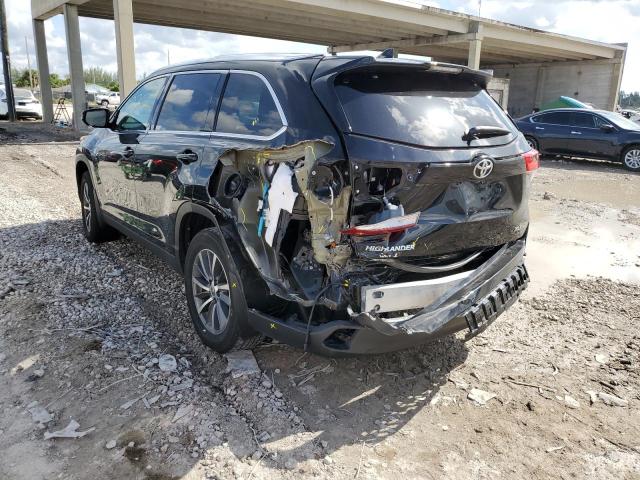 Photo 3 from auction – 2019 TOYOTA HIGHLANDER with VIN 5TDJZRFH1KS744007