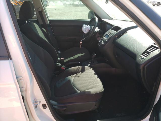 Photo 5 from auction – 2013 KIA SOUL with VIN KNDJT2A5XD7759804