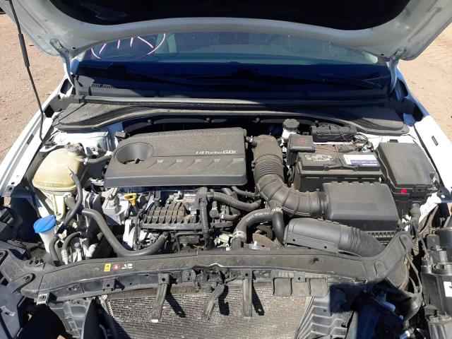 Photo 7 from auction – 2017 HYUNDAI ELANTRA EC with VIN 5NPD94LA5HH061099