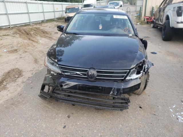 Photo 9 from auction – 2017 VOLKSWAGEN JETTA SE with VIN 3VWDB7AJ3HM202784