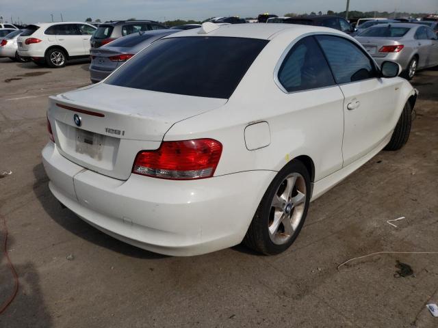 Photo 4 from auction – 2011 BMW 128 I with VIN WBAUP7C59BVK78122