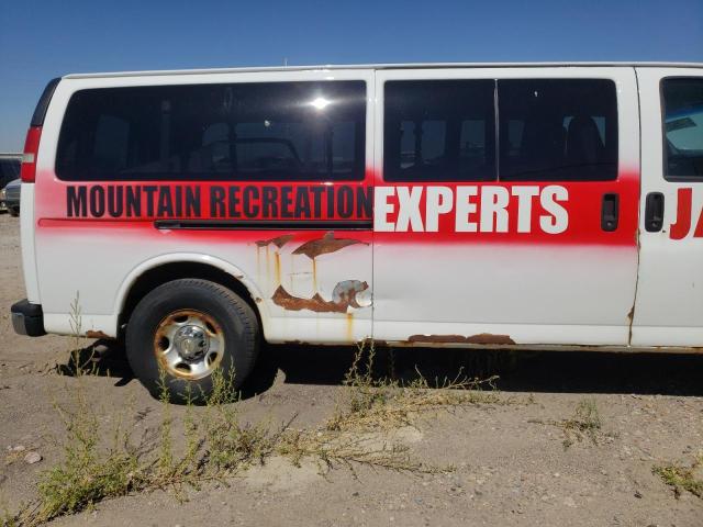 Photo 9 from auction – 2004 CHEVROLET EXPRESS G3 with VIN 1GAHG39U941189083