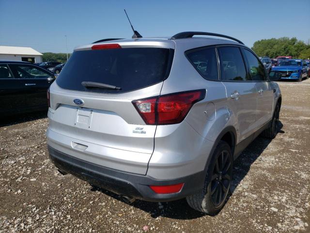 Photo 4 from auction – 2019 FORD ESCAPE SE with VIN 1FMCU9GD3KUB10126