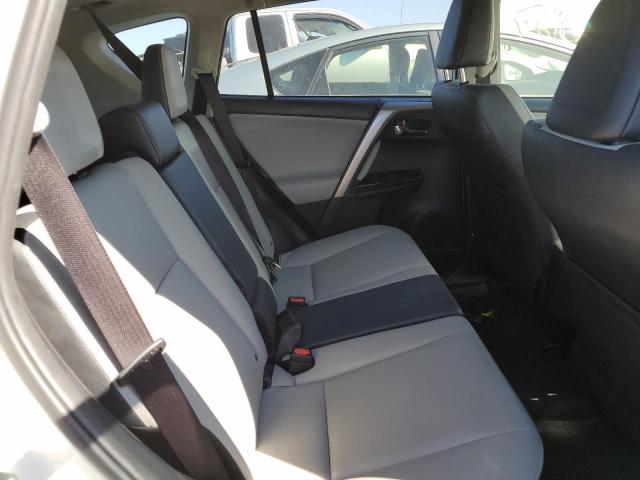 Photo 6 from auction – 2017 TOYOTA RAV4 LIMIT with VIN JTMYFREV0HD098994