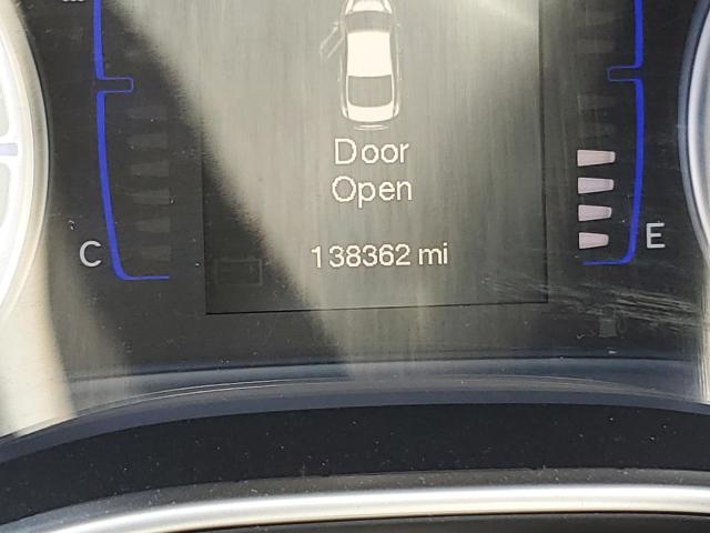 Photo 8 from auction – 2015 CHRYSLER 200 LIMITE with VIN 1C3CCCAB7FN570874