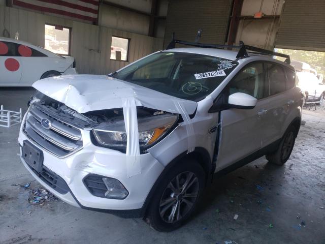 Photo 2 from auction – 2017 FORD ESCAPE SE with VIN 1FMCU0GD5HUC99527