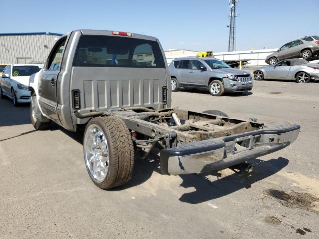 Photo 3 from auction – 2002 CHEVROLET silverado with VIN 1GCEC14V92Z216890