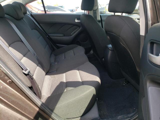 Photo 6 from auction – 2017 KIA FORTE LX with VIN 3KPFK4A7XHE060443