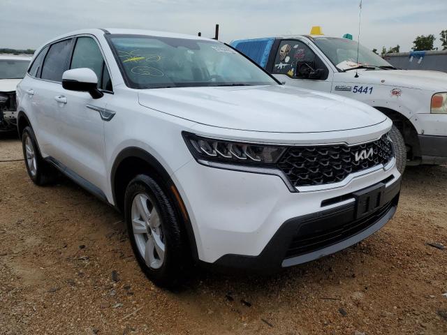 KIA SORENTO LX 2022 with VIN 5XYRGDLC2NG080449 - Photo from auction