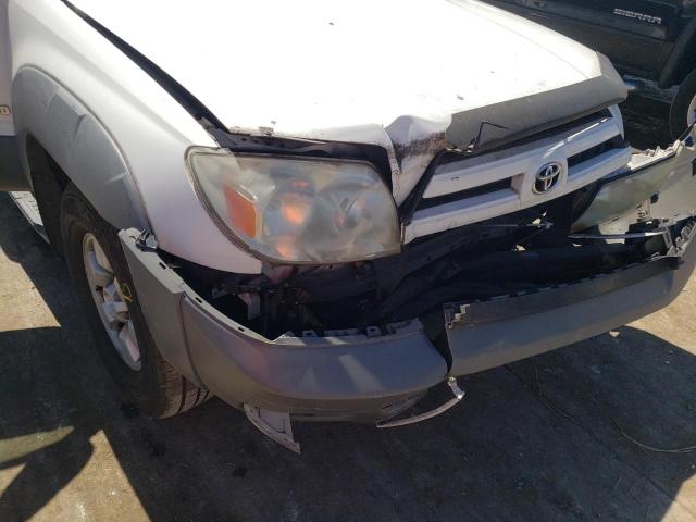 Photo 9 from auction – 2003 TOYOTA 4RUNNER SR with VIN JTEBU14R530005903