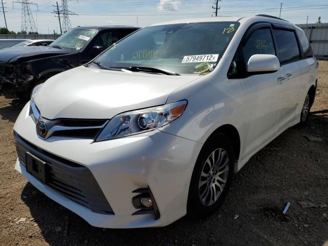 Photo 2 from auction – 2018 TOYOTA SIENNA XLE with VIN 5TDYZ3DC7JS947971