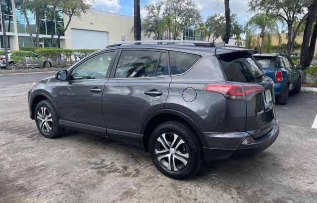 Photo 3 from auction – 2017 TOYOTA RAV4 LE with VIN JTMZFREV0HJ109353
