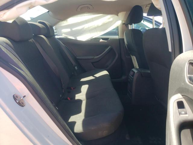Photo 6 from auction – 2015 VOLKSWAGEN JETTA BASE with VIN 3VW2K7AJ3FM253531